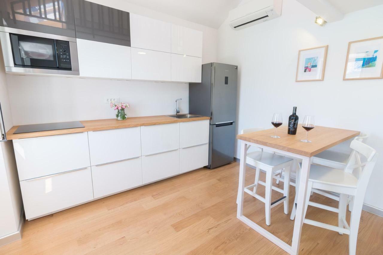 Seaview Apartments Baska 外观 照片